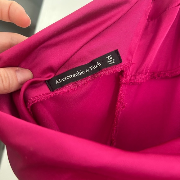 Abercrombie & Fitch Vibrant Fuchsia Strapless Dress - Picture 5 of 6